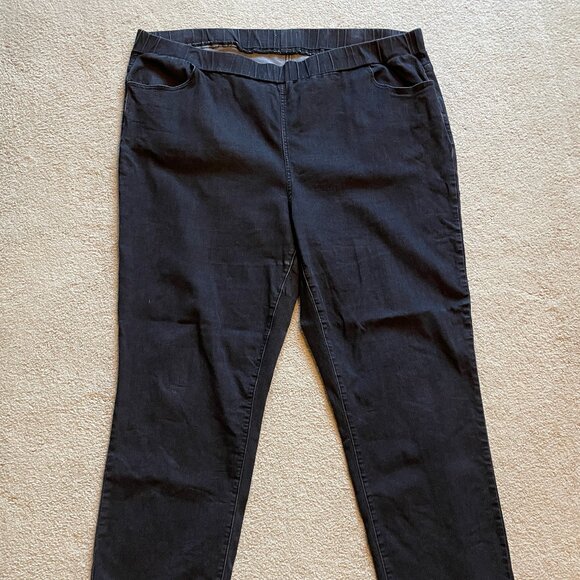 Universal Standard Comfort Denim Stovepipe Jeans - Black - Picture 1 of 4